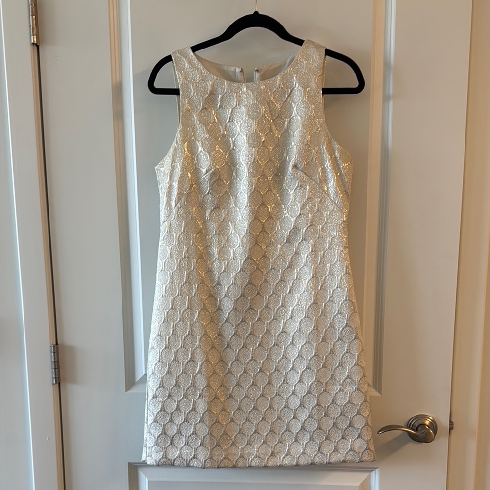 Eliza J Mini Dress in Cream with Elegant Sleeveless Design